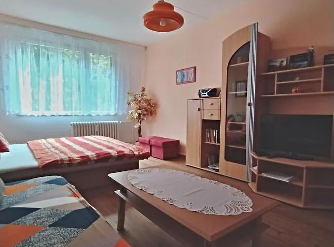 V * Srní
